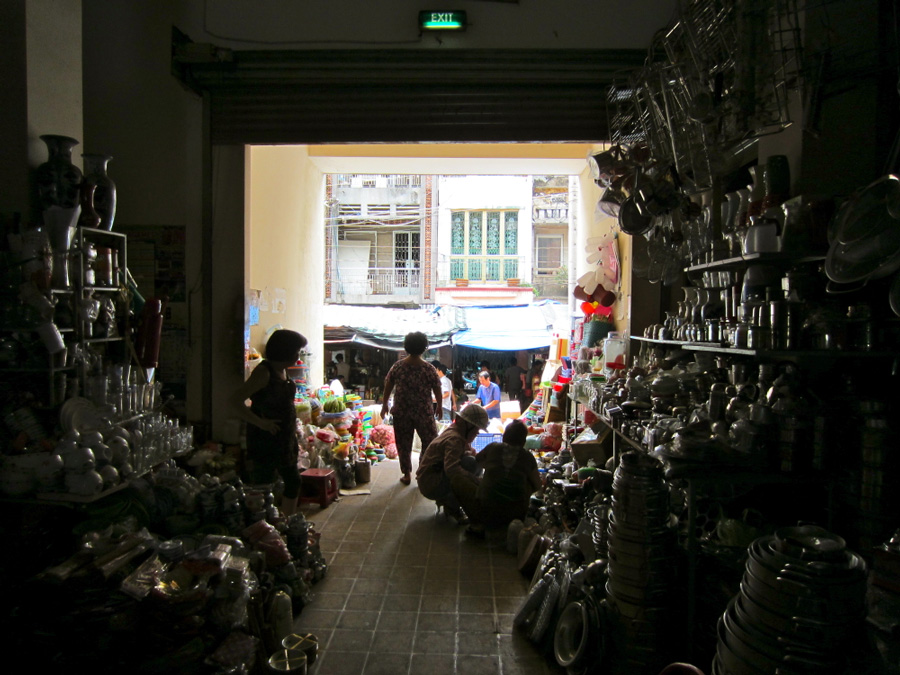 Inside of the Vinh Long Market in Vietnam