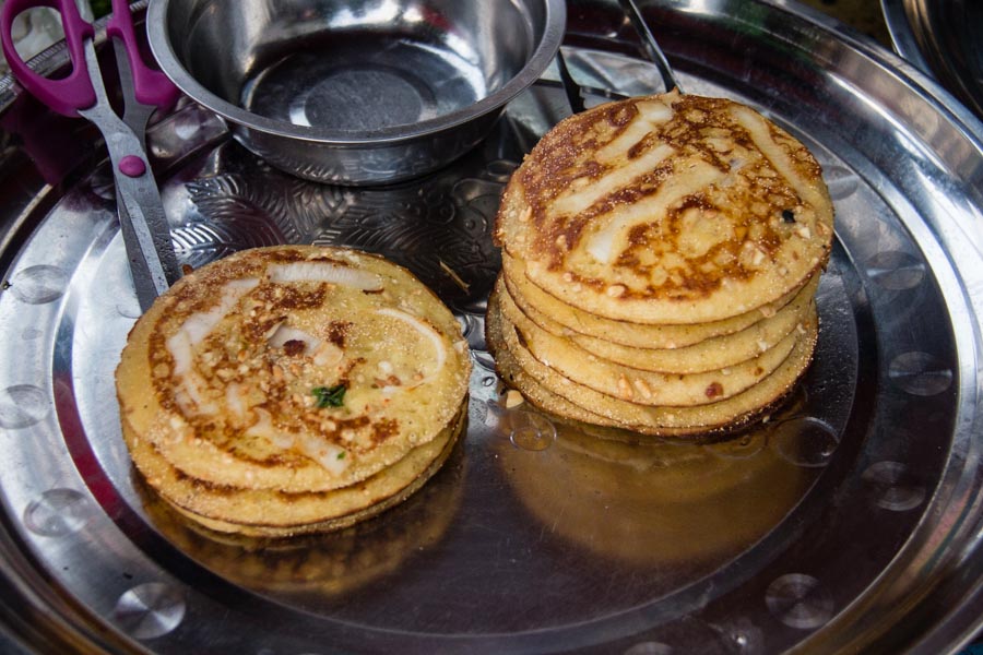 food in myanmar - pancakes